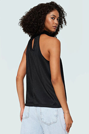 Kadın Yazlık Bluz Halter Yaka Pilise Dokuma Regular Kalıp Polyester Kumaş