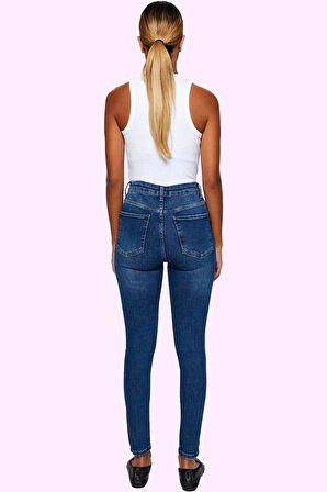 Kadın Denim Skinny Jean Yüksek Bel Regular Boy Tüm Sezonlar Günlük Kullanım Modern Tasarım