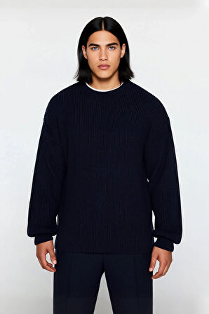 Erkekler İçin Gri Oversize Bisiklet Yaka Düz Triko Kazak Günlük Giyimde Konforlu Şık Tasarım