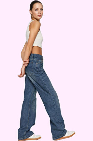 Kadın Care Koleksiyonu Pamuk Denim Geniş Paça Jean Pantolon Günlük Kullanım Modern Tasarım