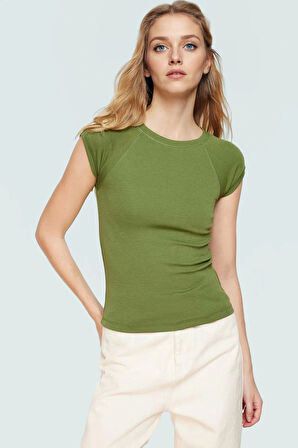 Rahat Kesim Viskon Bluz Günlük Kullanım Profesyonel Görünüm Seçkin Malzeme Yüksek Kalite