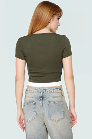 Çıtçıtlı Kısa Bluz Polyester Kaşkorse Örme Günlük Stil Rahat Kullanım Şık Görünüm