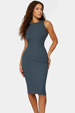 Yazlık Kolsuz Bodycon Örme Midi Elbise 98% Pamuk Rahat Kalıp Şık Görünüm Seçkin Malzeme