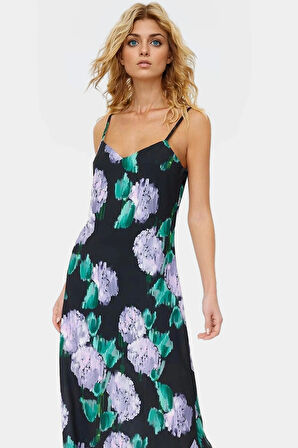 A Kesim Kolsuz Maxi Saten Elbise Çok Çiçek Desenli Yazlık ve Şık Premium Kalite