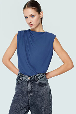 Rahat Aerobin Kumaştan Bisiklet Yaka Kolsuz Bluz Günlük Kombinler İçin Mükemmel Uyum