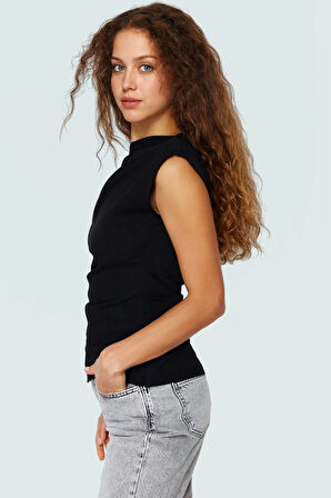 Rahat ve Şık Tek Kol Bluz %100 Polyester Krep Dokuma Günlük Kullanım İçin Mükemmel Uyum