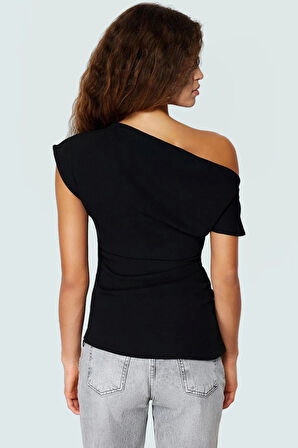 Rahat ve Şık Tek Kol Bluz %100 Polyester Krep Dokuma Günlük Kullanım İçin Mükemmel Uyum