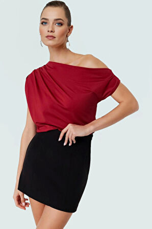 Asimetrik Yaka Kısa Kollu Bluz Esnek Örme Kumaş Zarifane Tasarım Uzun Ömürlü Rahat Ve Şık