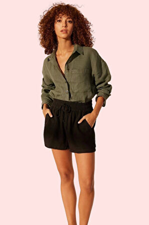 Kadın Keten Şort Geniş Paça Günlük Kombinler İçin Modern Tasarım Yaz Aylarının Vazgeçilmezi