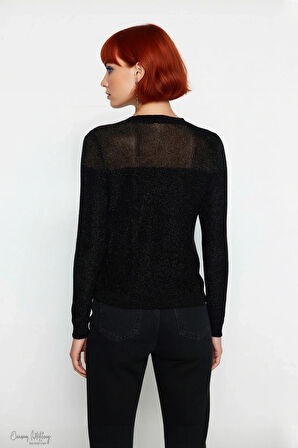 Kadın Fashion Forward İnce Triko Kazak Transparan Renk Bloklu Bisiklet Yaka Bahar Zarafeti