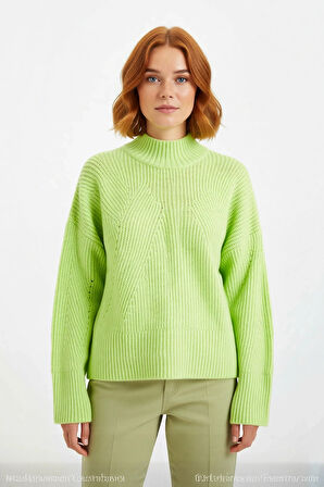 Kadın Oversize Dik Yaka Gri Akrilik Uzun Kollu Basic Triko Kazak Kışlık Kombinlerin Anahtarıdır