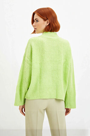 Kadın Oversize Dik Yaka Gri Akrilik Uzun Kollu Basic Triko Kazak Kışlık Kombinlerin Anahtarıdır