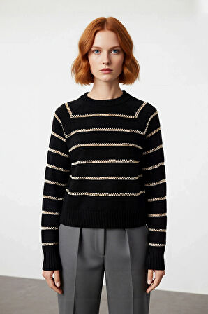 Kadın Lacivert Simli Çizgili Oversize Triko Kazak Modeli Soğuk Kış Günlerine Şıklık Katın Kaliteli