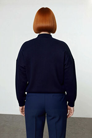 Kadın Günlük Akrilik Balıkçı Yaka Rahat Kesim Triko Kazak Uzun Kollu Soğuk Havanın Vazgeçilmezi