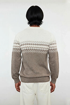 Erkeklere Özel Fitted Kalıp Etnik Desenli Bisiklet Yaka Triko Kazak Kışlık Kombinlerin Vazgeçilmezi