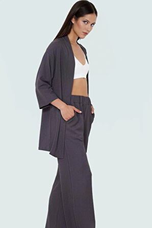 Yazlık Kadın Kimono Pantolon Takım Rahat Şık ve Çok Yönlü Trend Tasarım Modern Stil Görünüm