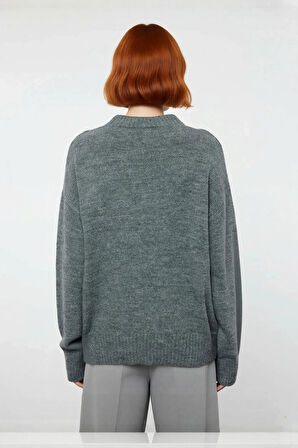 Kadın Oversize Bisiklet Yaka Triko Kazak Düşük Kollu Kış Mevsimi Rahatlığını Sunan Günlük Şıklık