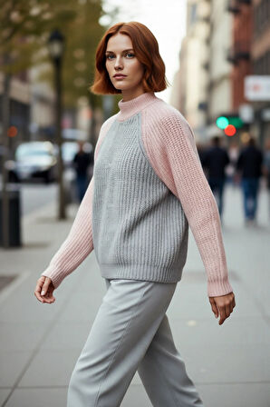 Kadın Reglan Kollu Renk Bloklu Fermuar Detaylı Dik Yaka Oversize Triko Kazak Günlük Tarz. Kaliteli