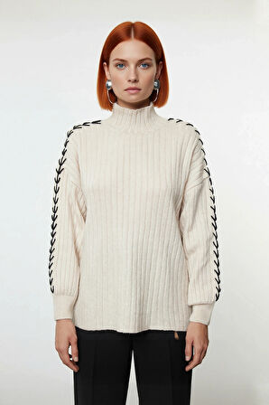 Kadın Kışlık Dik Yaka Düşük Kol Nakış Detaylı Triko Kazak Günlük Şıklık Ve Rahatlık Sunar Kaliteli