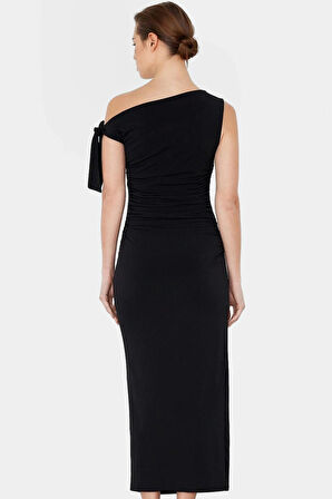 Vücuda Oturan Maxi Elbise Tek Omuz Asimetrik Yaka Polyester Kumaş Rahat Kullanım