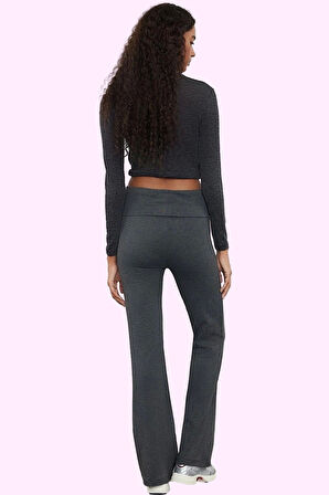 Kadın Flare Pantolon Lastikli Bel Düz Desen Örme Kumaş Rahat Günlük Yaz Aylarının Vazgeçilmezi