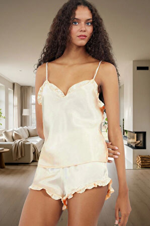 Rahat Yazlık Pijama Takımı Saten Şortlu Fırfırlı Kolsuz 100% Polyester Dayanıklı Malzeme