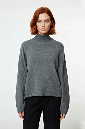 Kadın Günlük Akrilik Oversize Balıkçı Yaka Triko Kazak Konforlu Ve Şık Kış Kombinleri Kaliteli