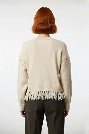 Fashion Forward Kadın Nakışlı Düşük Kollu Bisiklet Yaka Super Crop Kışlık Triko Kazak Püsküllü