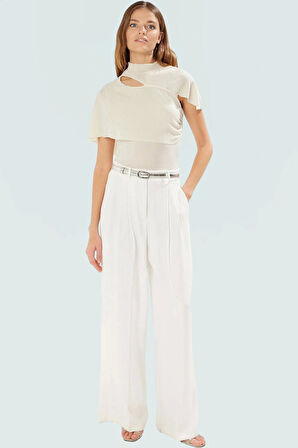 Şık Bluz Dik Yaka Cut Out Detay Simli Örme Yazlık Özel Tasarım Günlük Kullanım İçin