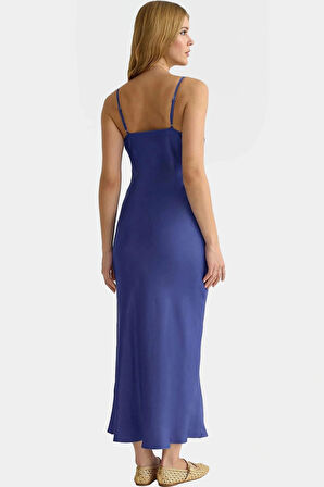 Rahat ve Şık Yazlık Saten Maxi Elbise V Yaka Düz Kesim Konforlu Zarifane Tasarım