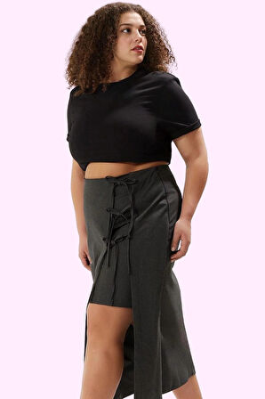 Kadın Büyük Beden Etek Fiyonk Detaylı Günlük Kullanım İçin Hafta Sonu Yaz Aylarının Vazgeçilmezi