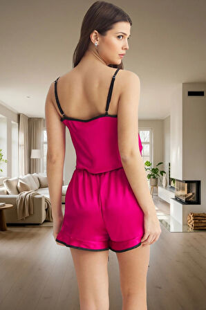 Rahat ve Şık Saten Pijama Takımı Yaz Aylarına Özel Mükemmel Uyum Görünüm Uzun Ömürlü