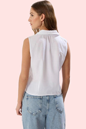 Kadın Kolsuz Gömlek Ceket Yaka Regular Kalıp Günlük Ve İş Hayatı İçin Yaz Aylarının Vazgeçilmezi