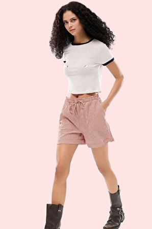 Kadın Kısa Boy Gofre Dokuma Şort Yüksek Bel Boru Paça Rahat Günlük Kombinler Modern Tasarım