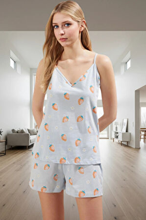 Yazlık Çilek Desenli Pamuklu Pijama Takımı Rahat Kalıp Günlük Kullanım İçin Premium Kalite