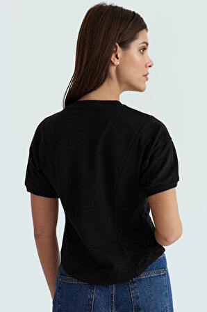 Rahat Yazlık Bluz Renk Fitted Kalıp Kısa Kollu %72 Polyester Şık Görünüm Mükemmel Uyum