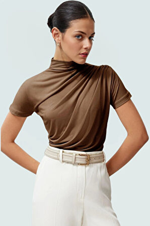 Yazlık Kısa Kollu Bluz Esnek Örme Dik Yaka Fitted Kalıp Mükemmel Uyum Trend Tasarım