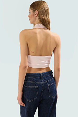 Vücuda Oturan Crop Bluz Boyundan Bağlamalı Örme Kumaş Modern Stil Premium Kalite