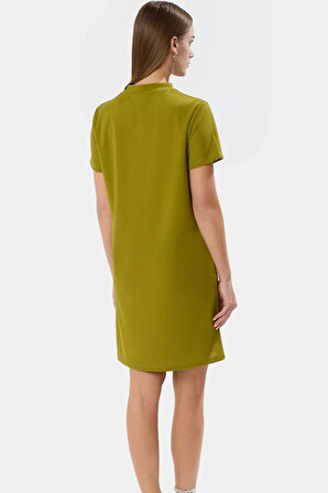 Mini Krep Elbise Shift Kalıp Cep Detaylı Polyester Kumaş Günlük Stil Şık Görünüm Uzun Ömürlü