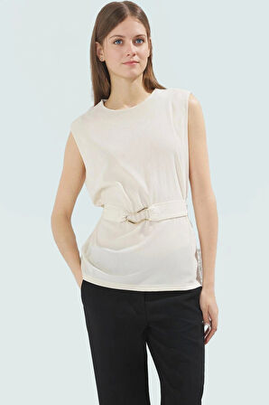 Şık Kemerli Örme Bluz Rahatlık ve Tarz Bir Arada Dayanıklı Malzeme Görünüm Rahat Kullanım