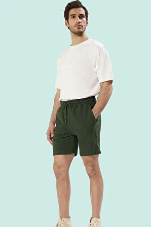 Erkek Kısa Boy Pamuklu Geniş Paça Şort Rahatlık ve Stil Günlük Kullanım Yaz Aylarının Vazgeçilmezi