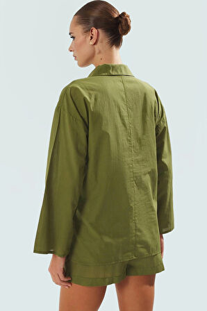 Rahat Pamuklu Leopar Desenli Şık Plaj Takımı Yaz İçin İdeal Gömlek Şort Kombin Özel Tasarım