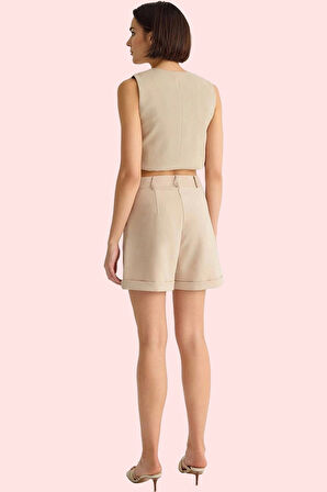 Kadın Cep Detaylı Yüksek Bel Kısa Şort Straight Kalıp Ramadan Koleksiyonu Günlük Kombinler