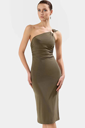 Aksesuar Detaylı Tek Omuzlu Bodycon Midi Elbise Örme Kumaş Şık Görünüm Rahat Kullanım