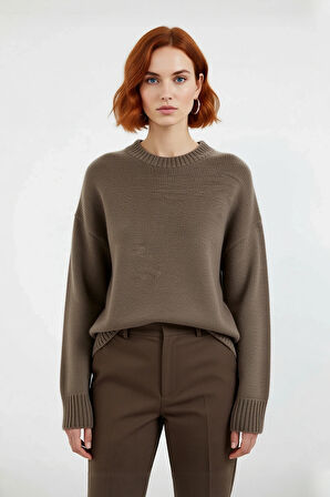 Kadın Oversize Bisiklet Yaka Triko Kazak Düşük Kollu Kış Mevsimi Rahatlığını Sunan Günlük Şıklık