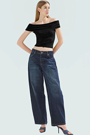 Kısa Kollu Fitted Bluz Carmen Yaka Viskoz Ribana Kumaş Günlük Kullanım İçin Konforlu Kesim