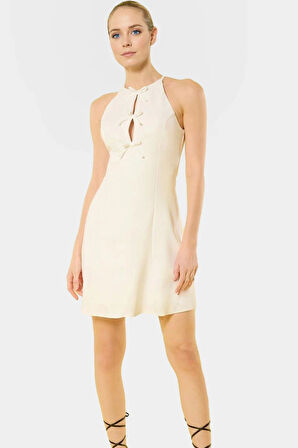 Halter Yaka Mini Elbise Yazın Şıklığı İçin İdeal Seçim Trend Tasarım Zarifane