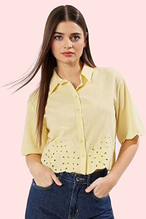 Kadın Nakış Detaylı Pamuklu Gömlek Rahatlık ve Şıklık Günlük Kullanım Yaz Aylarının Vazgeçilmezi