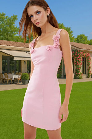 Gül Detaylı Vücuda Oturan Kısa Abiye Elbise Polyester Yazlık Profesyonel Görünüm Dayanıklı Malzeme