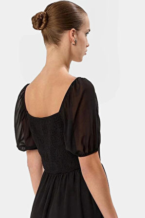 Yazlık Şifon Mini Elbise Nefes Alan Kumaş Kalp Yaka Balon Kol Modern Stil Şık Görünüm